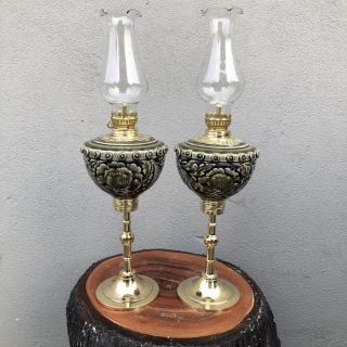 Đèn dầu khắc hoa phù dung gốm sứ Bát Tràng