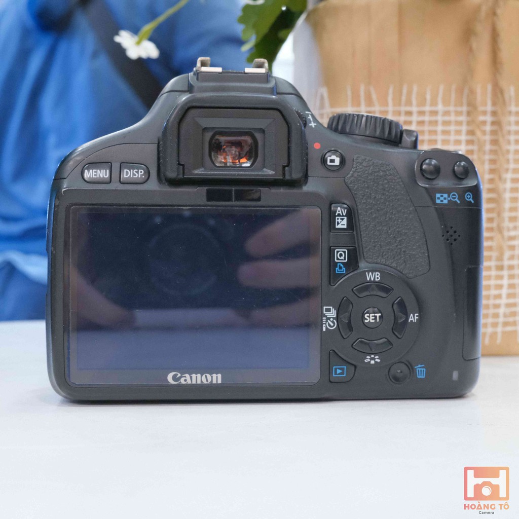 Máy ảnh Canon 550D + ống kính cũ