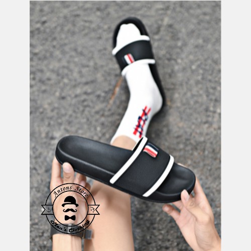 Dép Thom Browne