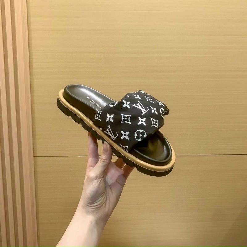 Dép lê lv quai ngang phồng hồ Ngọc hà cao cấp fullbox