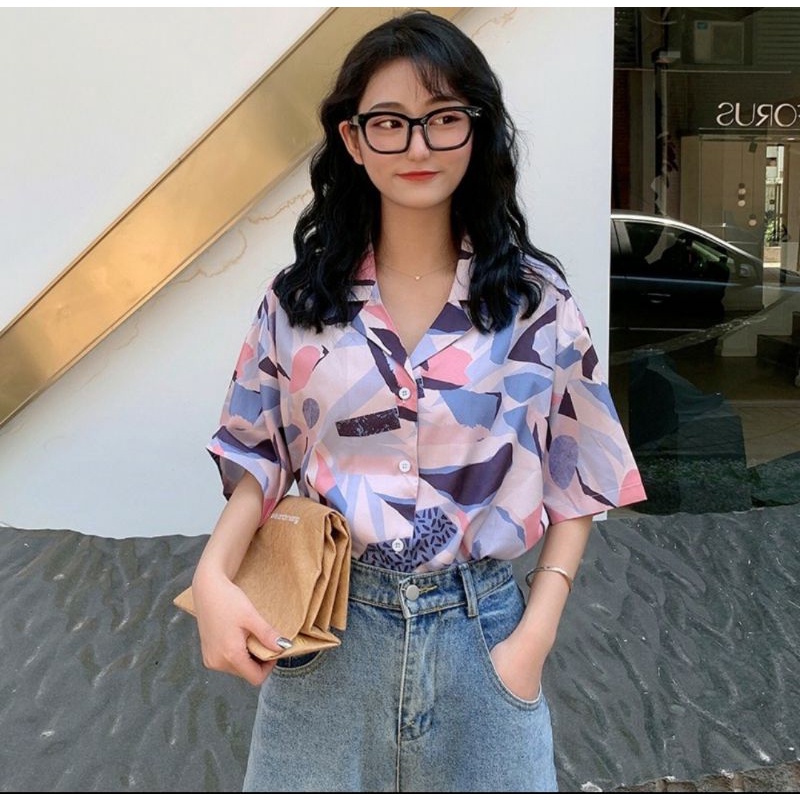 Áo sơ mi hồng hình