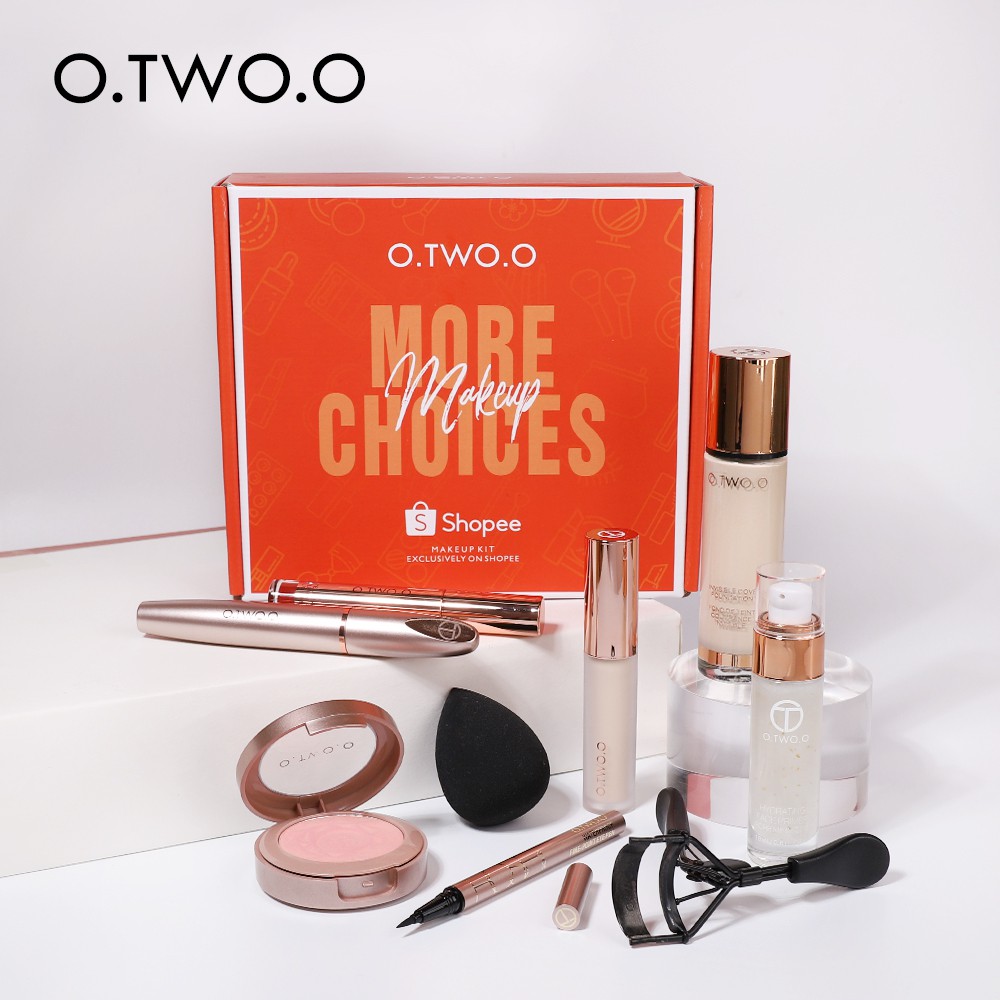 O.TWO.O Makeup Set 600g