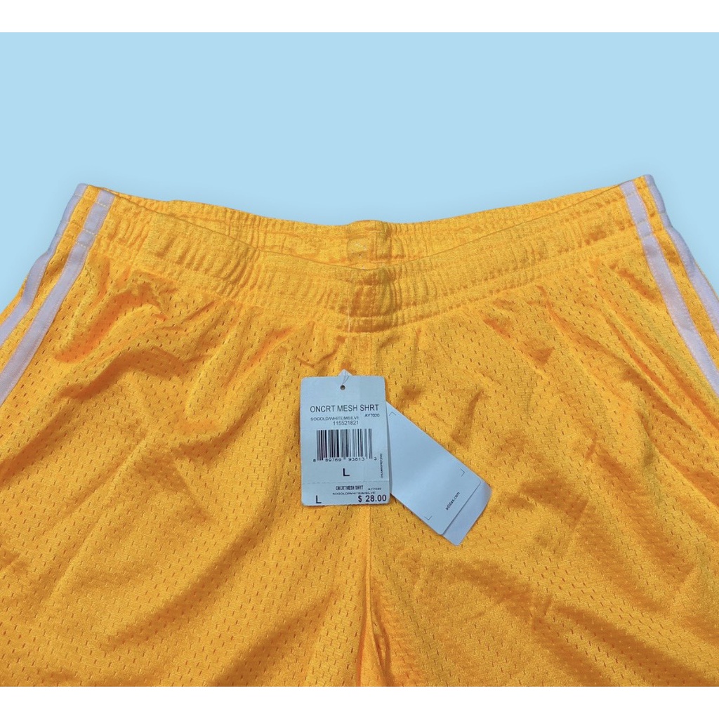 Quần đùi đát vàng 3 sọc