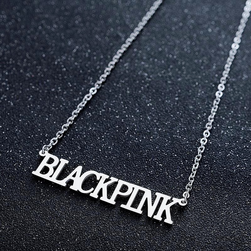 Vòng cổ Thép Titan Mặt Chữ Blackpink Đơn Giản Và Sành Điệu