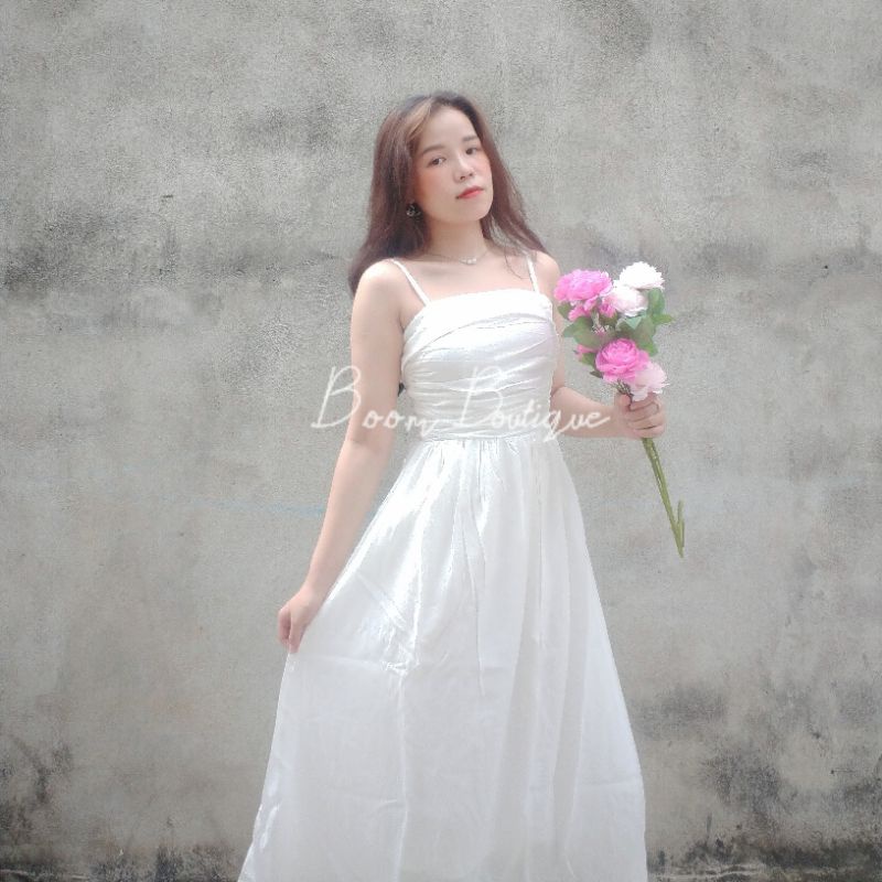 VÁY MIDI 2 DÂY TRẮNG XẾP LY NGỰC  B.O.O.M