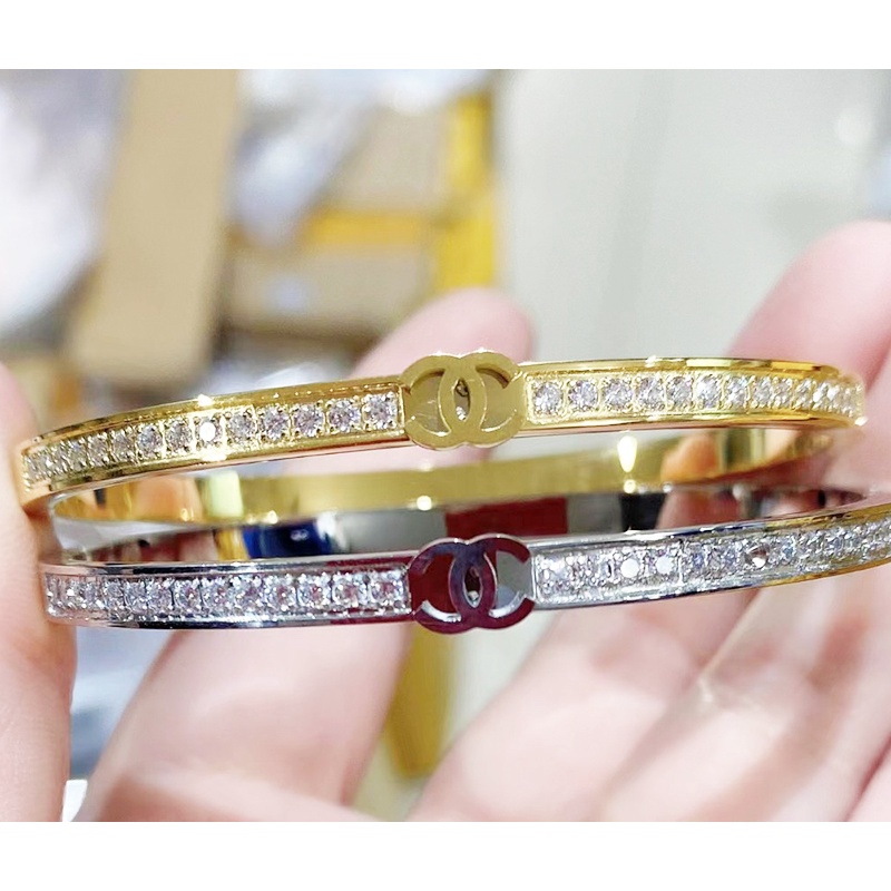 Vòng Tay Bản Nhỏ Đính Đá Nhân Tạo Titan Ko Đen TT 4328