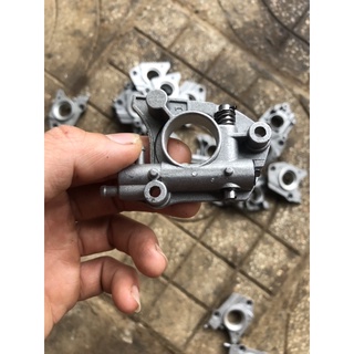 bơm nhớt máy cưa echo v3500