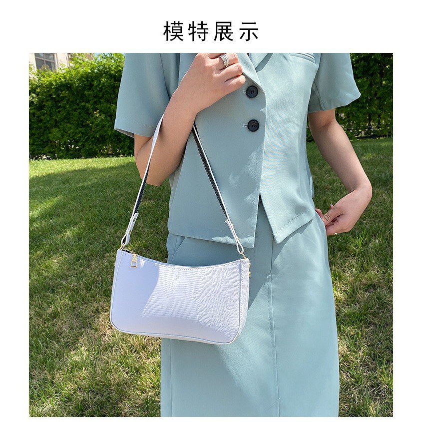 Túi đeo vai, túi kẹp nách nữ vân ngang thời trang giá rẻ BAG U KVT95