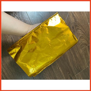 Giấy trang kim (dùng gói cốt bát hương, thất bảo)
