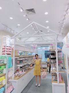 Đầm cột nơ lưng
