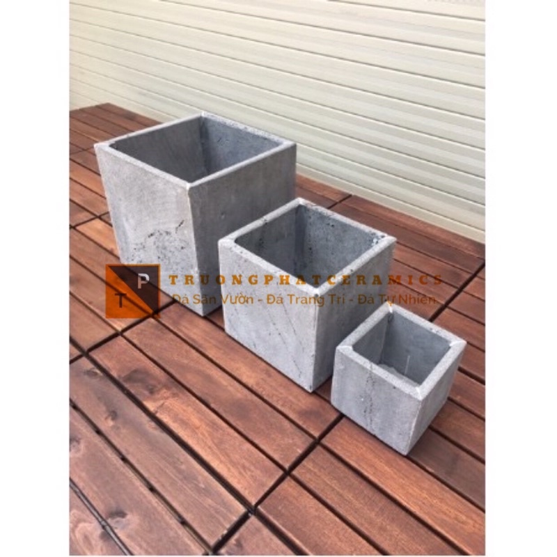 Chậu đá hình vuông kích thước 30x30x30 trồng cây - chất liệu đá ong xám