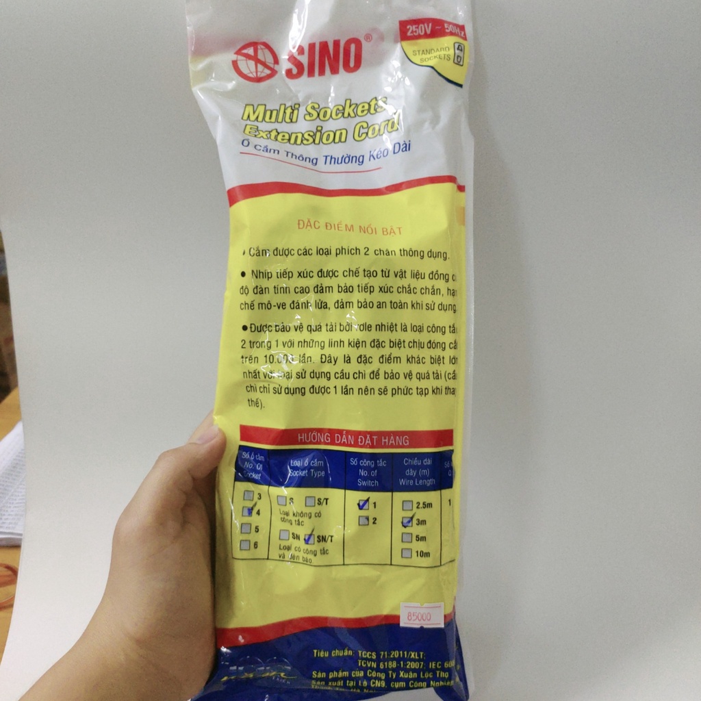 Ổ cắm kéo dài 4 ổ , 1 công tắc  , dây dài 3 mét  Sino 4SN3/T