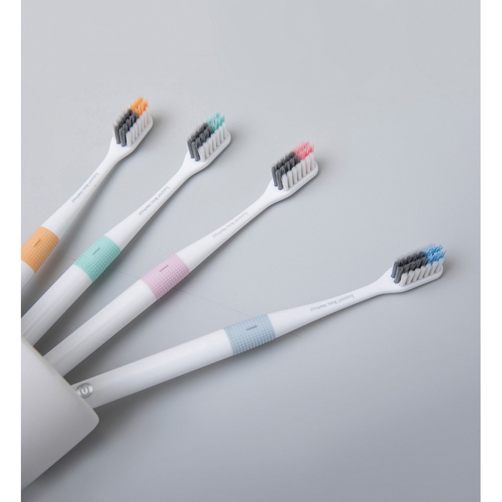 Bàn chải Xiaomi Dr Bei Doctor B Toothbrush (Nguyên Hộp 4 Cái + 1 Hộp đựng du lịch) - Minh Tín Shop