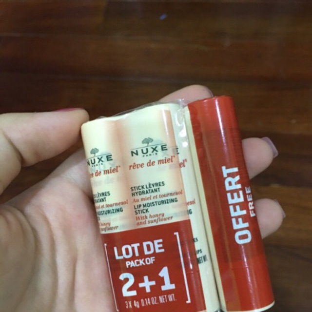 Combo 3 thỏi Son dưỡng môi Nuxe Reve de Miel – Lip Moisturizing Stick 4g