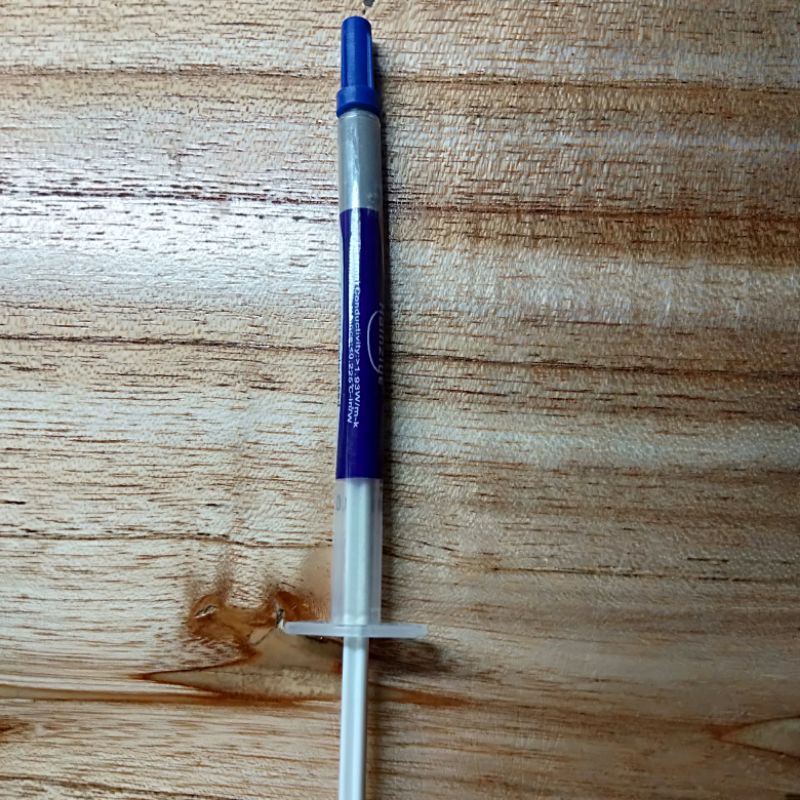 keo tản nhiệt CPU loại tuýt nhỏ