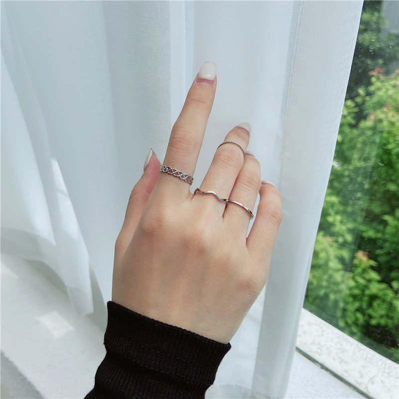 4pcs/set Punk Rock Gold Wavy Finger Knuckle Rings Set for Women Finger Ring