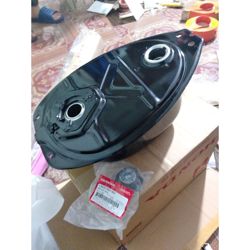 bình xăng và nắp xăng chính hagx honda việt nam