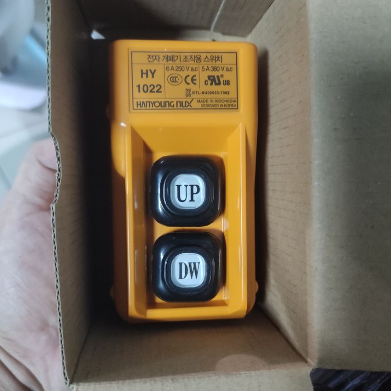 Điều khiển cẩu trục Hanyoung HY-1022B, HY-1022SB, HY-1022SD