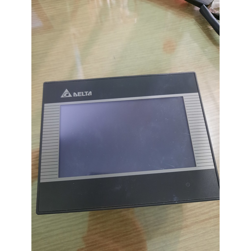 Màn Hình HMI Delta DOP B03S211