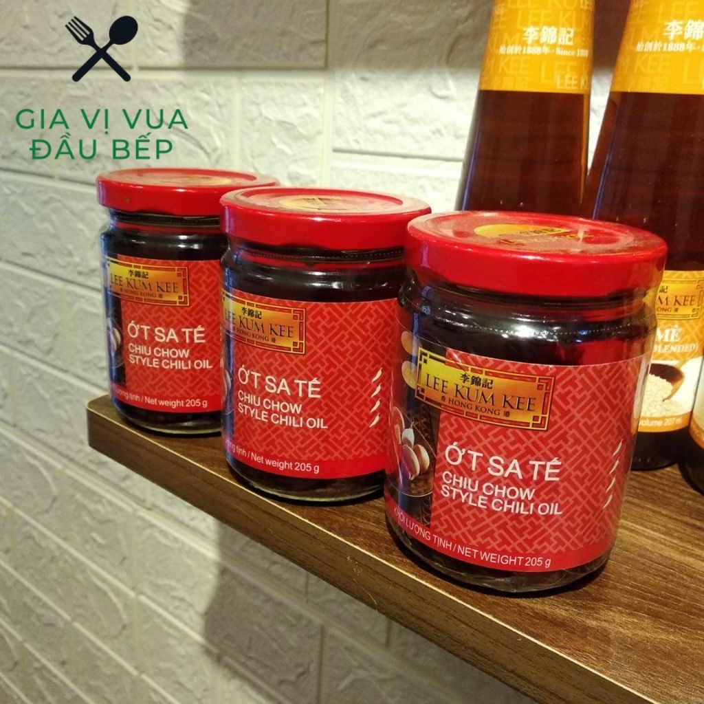 Ớt Sa Tế Lee Kum Kee Chiu Chow Style Chili Oil 205gr - Nhập Chính Hãng