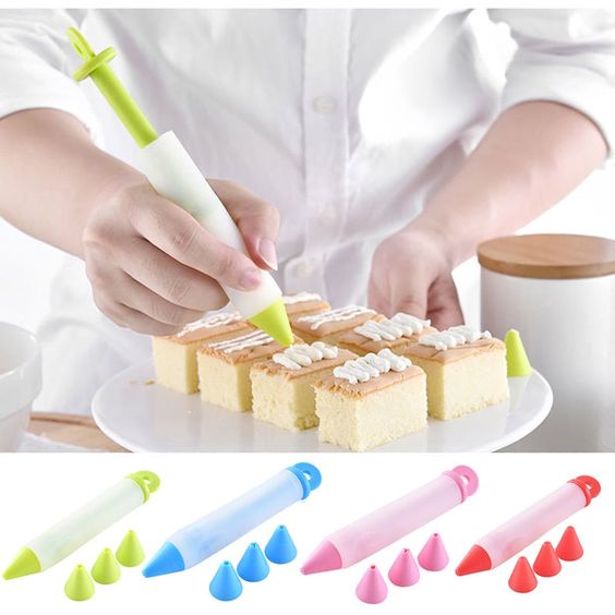Bút silicon vẽ socola, vẽ màu trên bánh kem, bánh quy, bánh cupcake dễ sử dụng tặng kèm 3 đầu bút