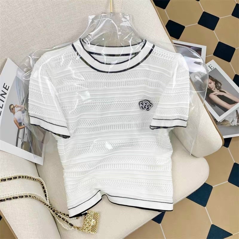 Áo len cài hoa nổi, len lỗ cổ tròn Quảng Châu 152