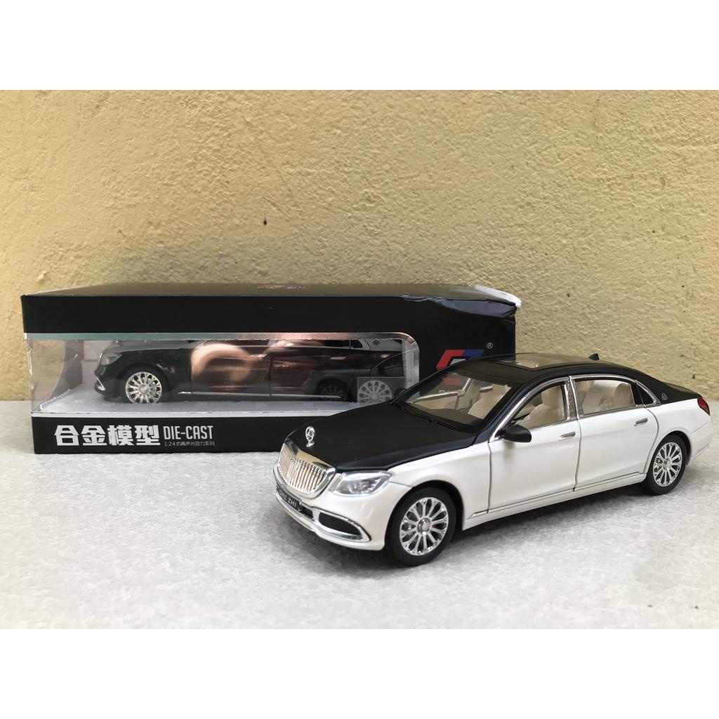 Mô hình xe Mercedes-Maybach S600 2022 1:24