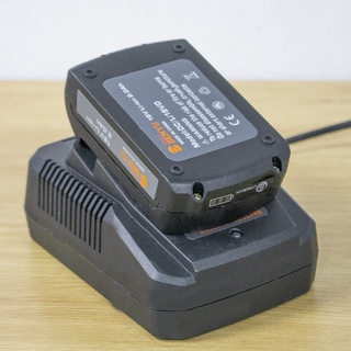 Đế sạc nhanh pin Benyu 12V/20V (Chân pin chính hãng Benyu)