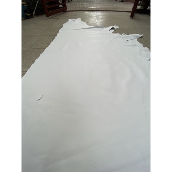 Da bò nappa trắng