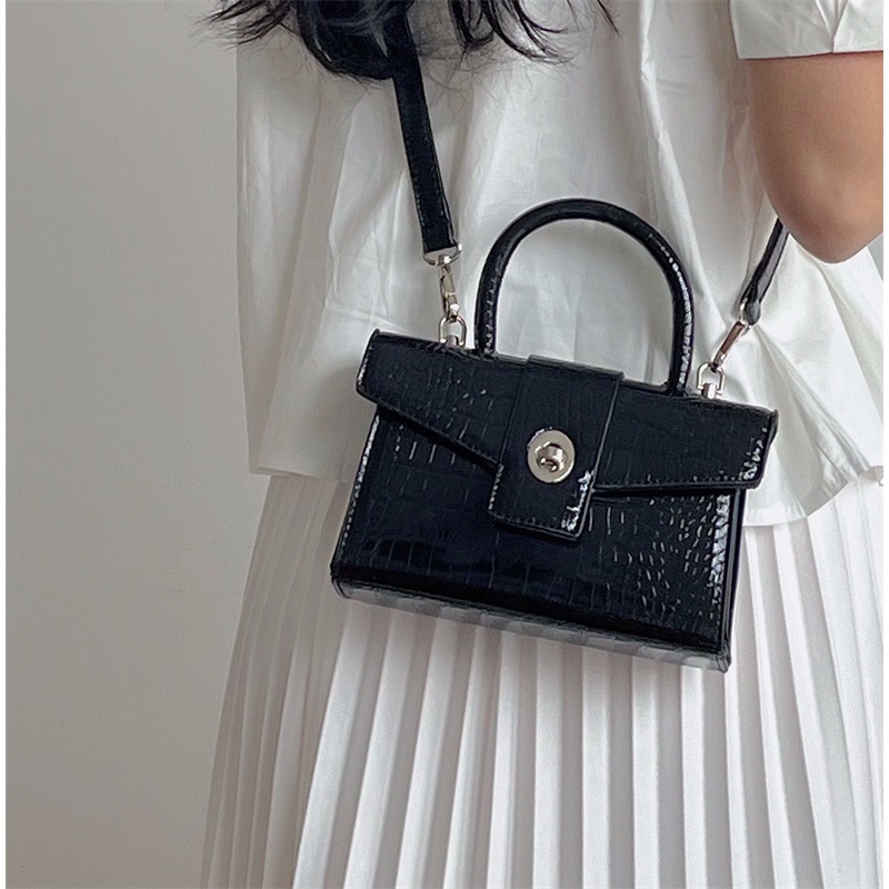 Túi Đeo Chéo Hình Vuông Nhỏ Vân Da Cá Sấu Có Khóa Thời Trang Cho Nữ