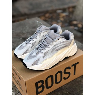 giày YZ700  full BOX+BILL (R1:1)
