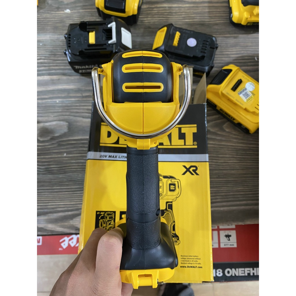 Đèn LED dùng pin 20V DeWalt DCL043N-KR