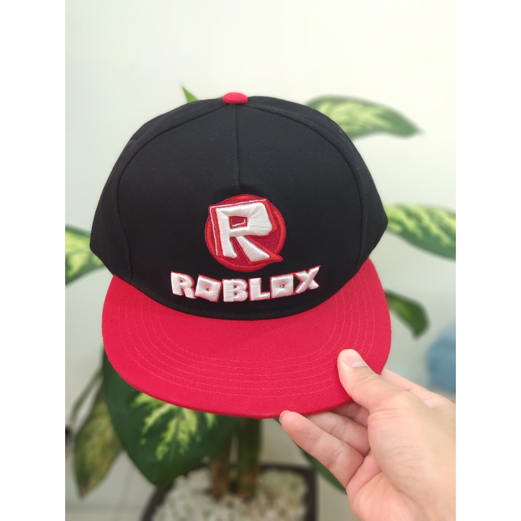 Mũ Roblox đen đỏ