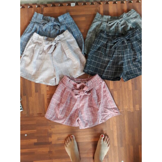 Quần short đùi dáng váy kẻ caro dễ phối đồ hè cho nữ
