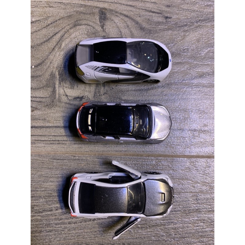 3 xe tomica không hop co the bi trầy nhe hoac khong