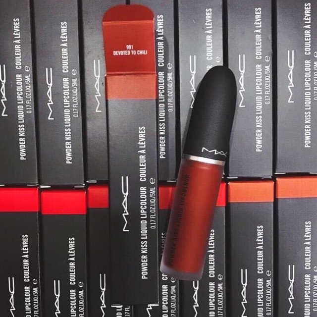 Son kem MAC Devoted to Chili