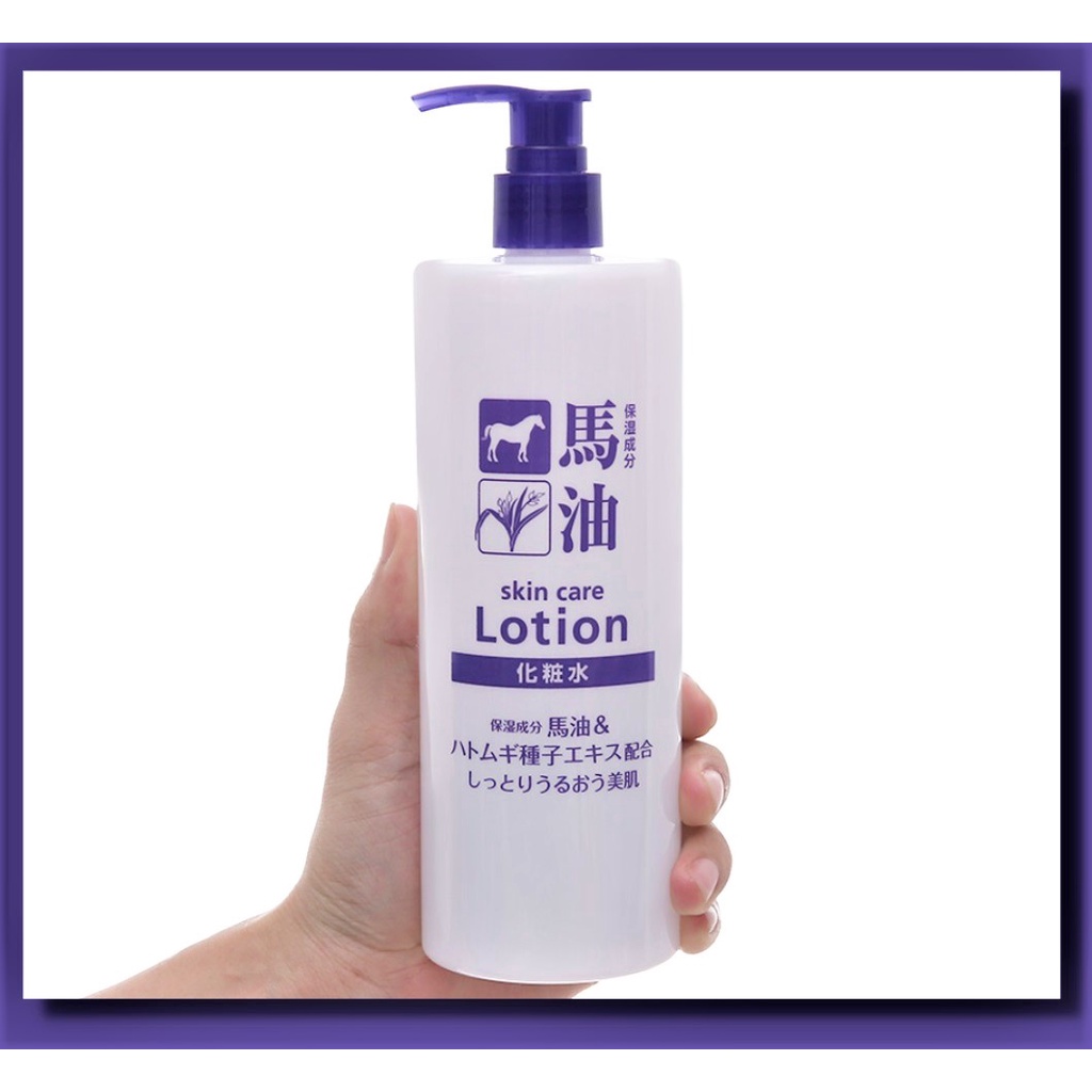 Nước Hoa Hồng Hatomugi Từ Hạt Ý Dĩ và Dầu Ngựa 500ml Nhật Bản