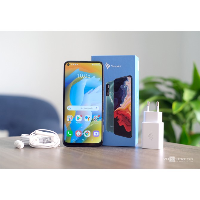 [Nguyên seal] Siêu phẩm giá rẻ chip khỏe pin trâu Vsmart Live 4 - Màn fullview đục lỗ mới 100% | BigBuy360 - bigbuy360.vn