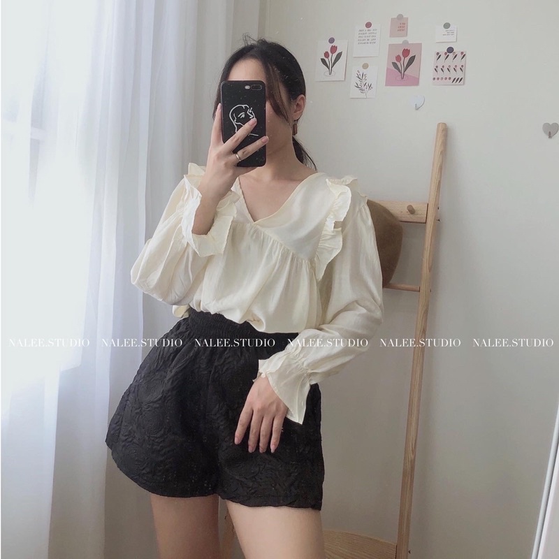 Áo cổ V tiểu thư tay loe phong cách Hàn Quốc Vintage