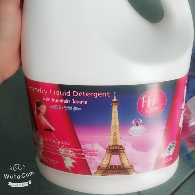 Nước giặt áo quần Hiclass