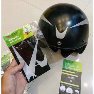Túi 4 Miếng Decal Phản Quang 3M Dán Mũ, Dán Xe An Toàn Trong Đêm
