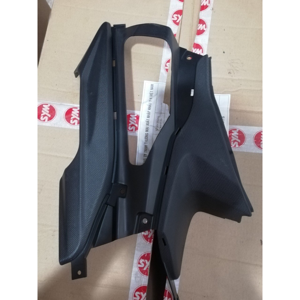 Cốp hông đen nhám xe sym Galaxy 50cc