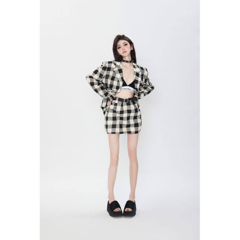 Bộ Áo Khoác + Chân Váy Ngắn Ôm Hông Họa Tiết Caro Trắng Đen Thời Trang Mùa Hè Cho Nữ