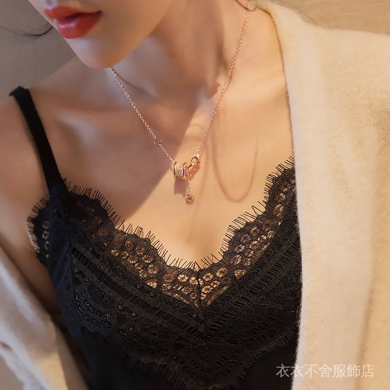 Mùa xuân và mùa hè mới ren đan sling phụ nữ mặc bên ngoài áo ghi lê mỏng Áo sơ mi cổ chữ V với áo sơ mi đáy