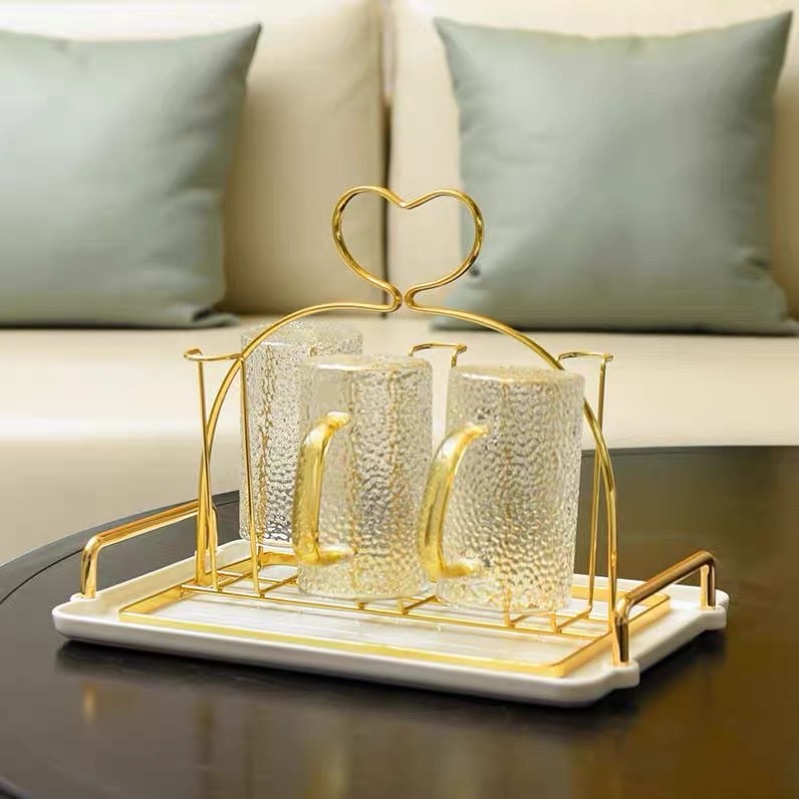 Giá Úp Ly, Giá Úp Cốc Đáy Vuông Tay Cầm Hình Trái Tim Cam Homeware