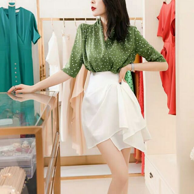 [ORDER] ÁO CỔ V - HÀNG LỤA CAO CẤP ( CẢ BỘ ib)