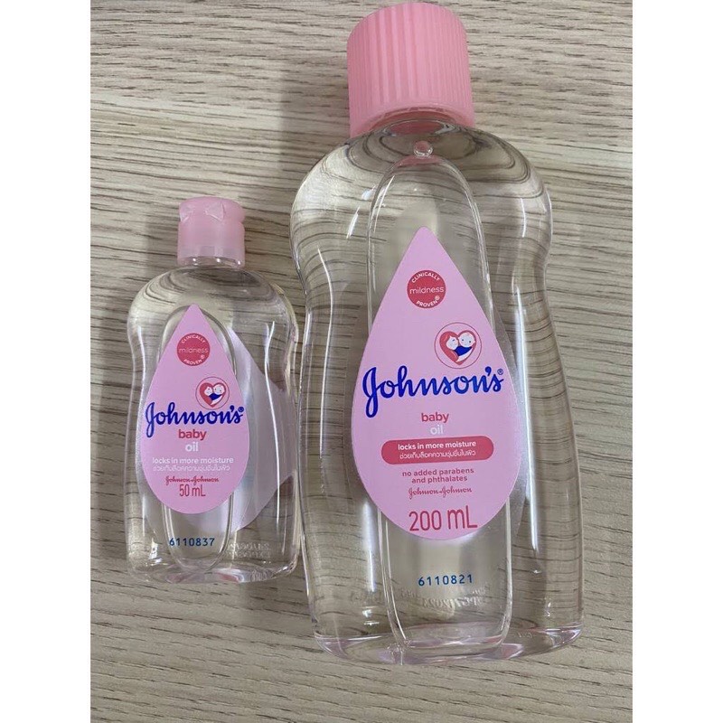 Dầu massage johnson baby chăm sóc và dưỡng ẩm an toàn cho làn da bé 200ML