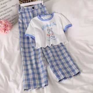 Set quần áo kẻ xanh