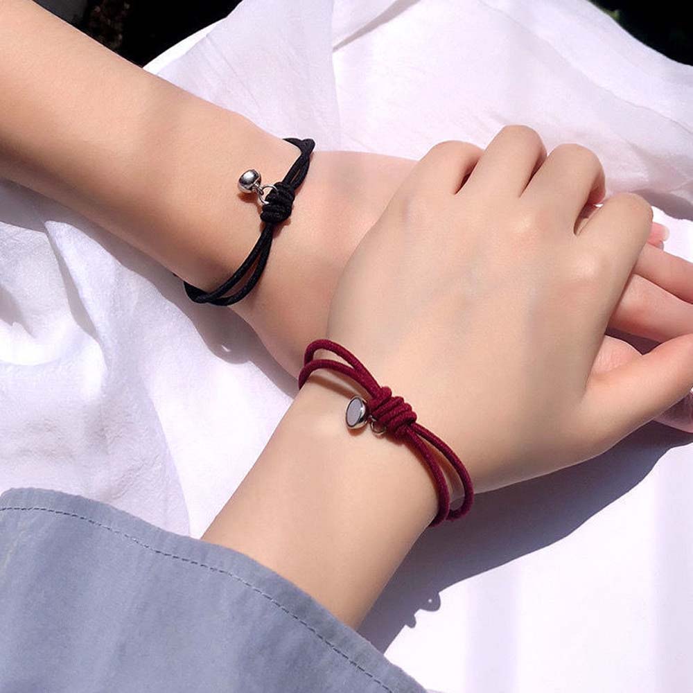 Vòng Tay Mặt Kim Loại Khắc Chữ Ý Nghĩa Cho Cặp Đôi