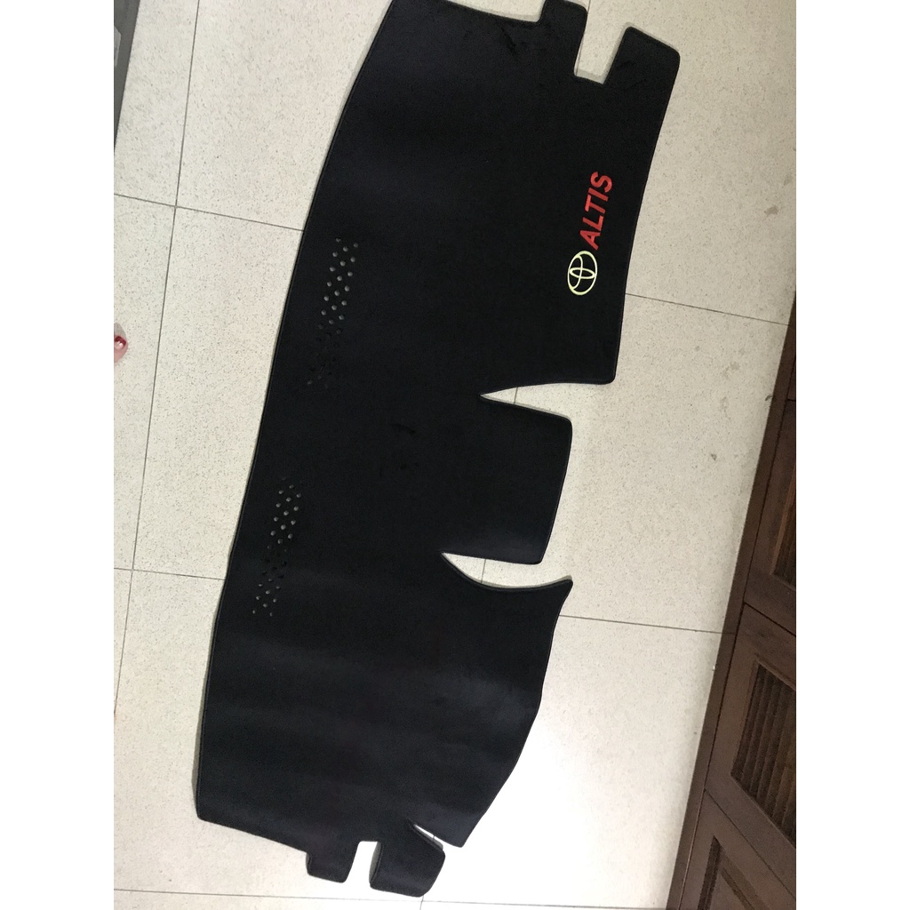 Thảm nhung  taplo xe Toyota Altis đời 2008 - 2013.